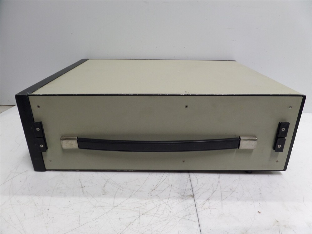 Loral Instrumentation SBA100F Digital Data Analyzer