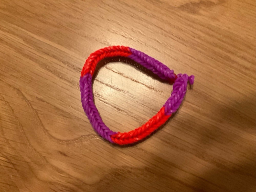 Rainbow Loom Bracelet “Galentines day”