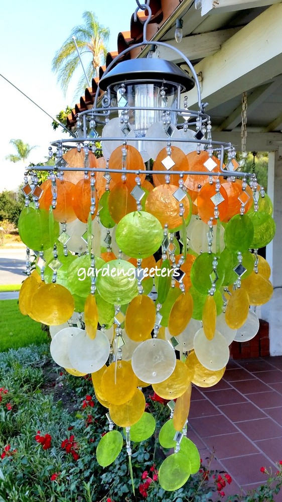 SOLAR CAPIZ SHELL WINDCHIMES/CHANDELIER MIXED PASTEL  WITH SOLAR LIGHT