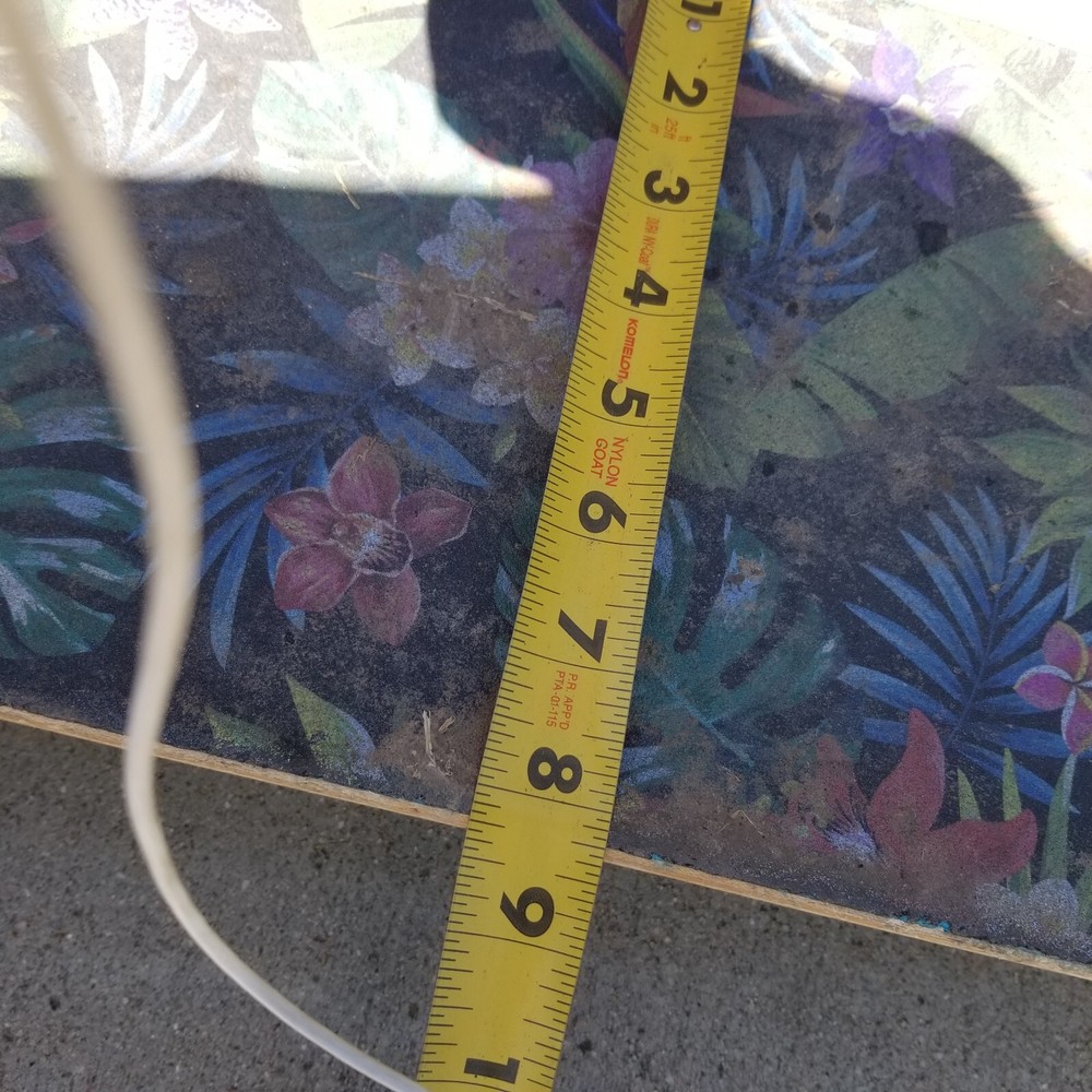 Skateboard 8" X 32"Complete Mini Logo? Slant Trucks