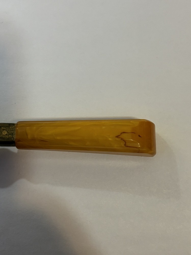 Vintage SCHICK INJECTOR RAZOR Brass with Bakelite Handle Preowned.