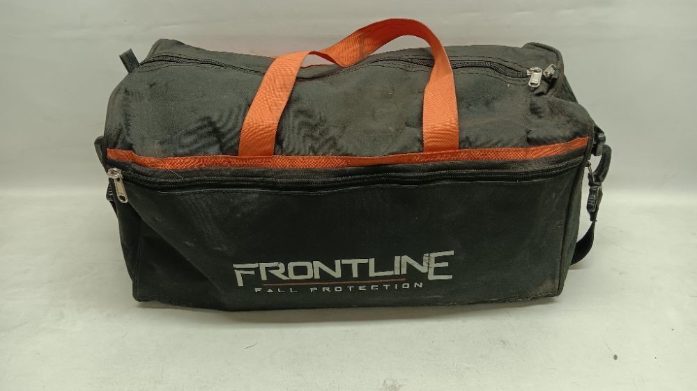 FRONTLINE SAFETY HARNESS WITH LANYARD AND BAG