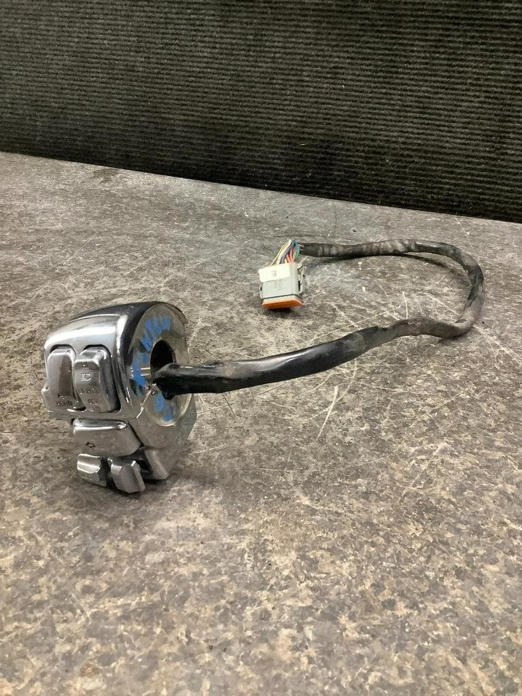 06 Harley Ultra FLHT FLHTCUI Left Turn Switch Control 18G