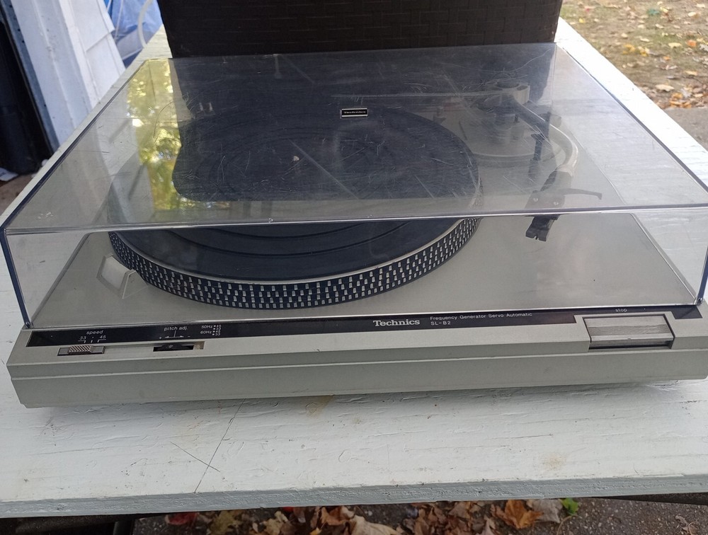 Technics SL-B2 Turntable - Silver Tested Working 17 X 14 X 5"