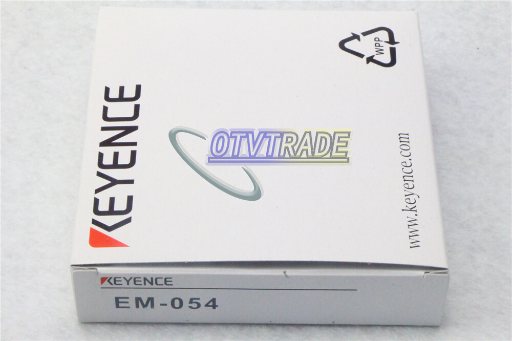 ONE Keyence EM-054 EM054 Proximity sensor