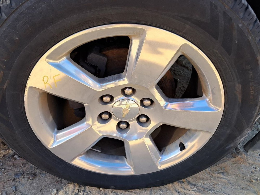 SUBCHEV15 2016 Glove Box 4834147