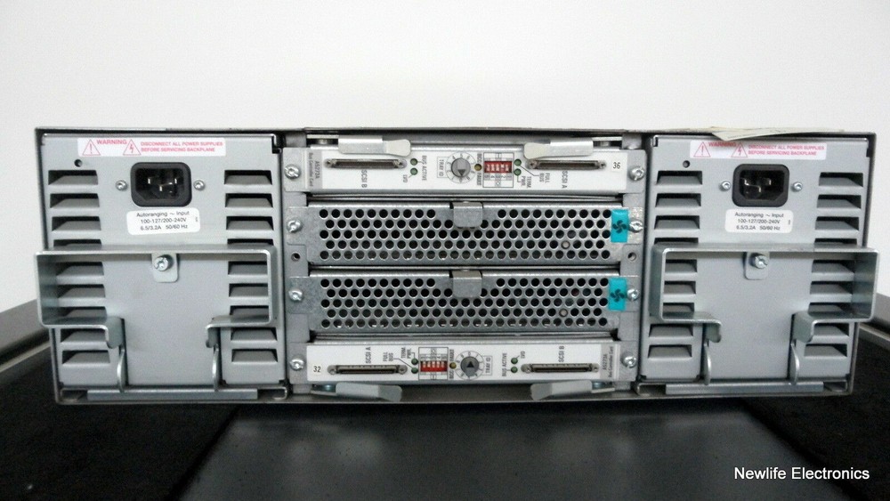 HP A5272-62001 SureStore E Sc10 Disk Enclosure