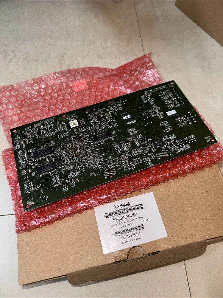 YAMAHA CLP-64B DM Circuit Board