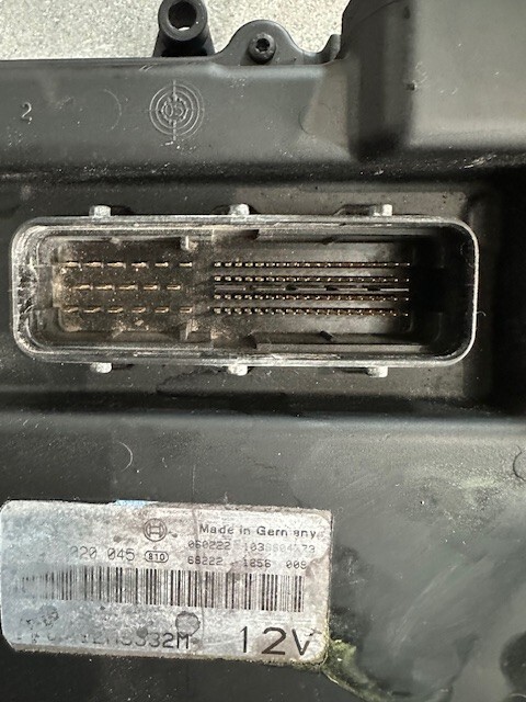 OEM 2004 Mack AC Diesel Engine Control Module ECM ECU 12MS532M