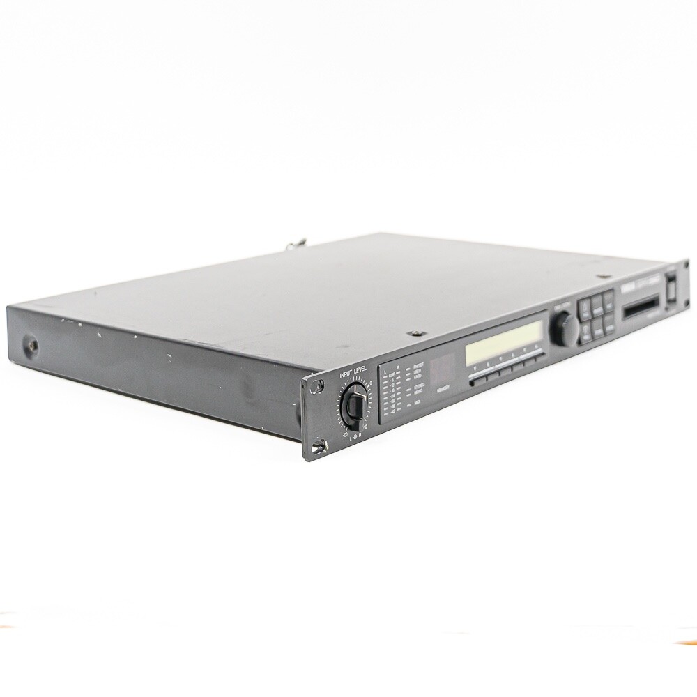 Yamaha SPX990 Professional Multi-Effect Processor - A Plethora of Effects