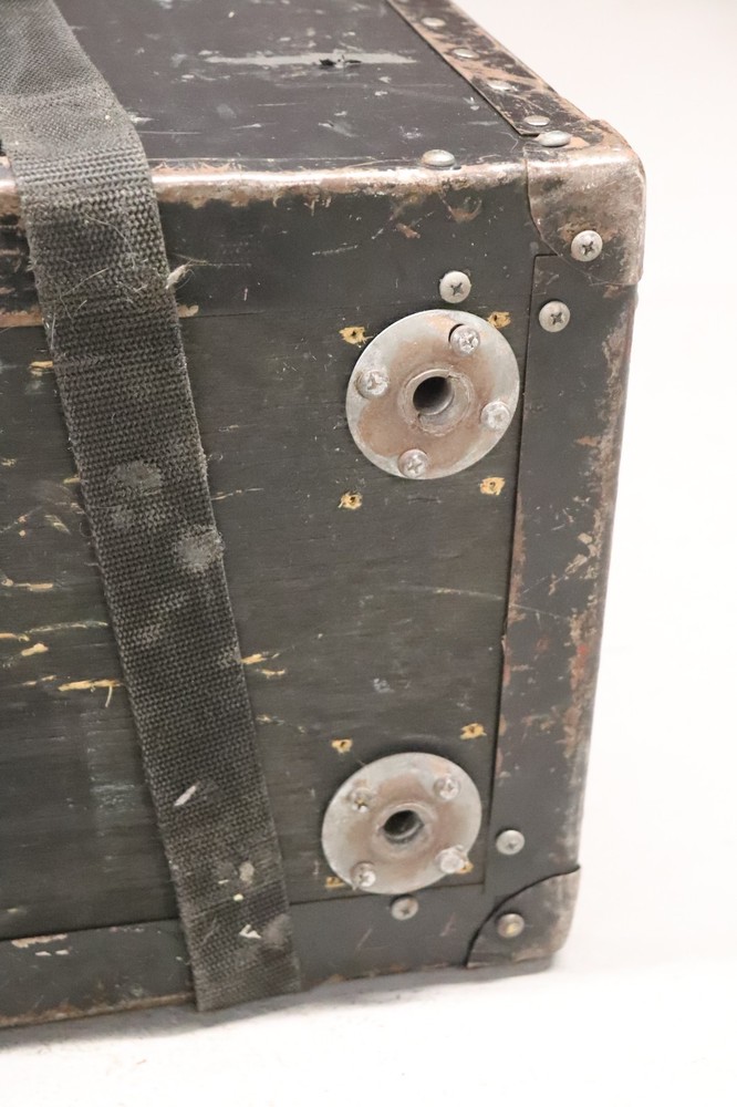 Fiber Hardware Case 23.5x12x23.5 Vintage