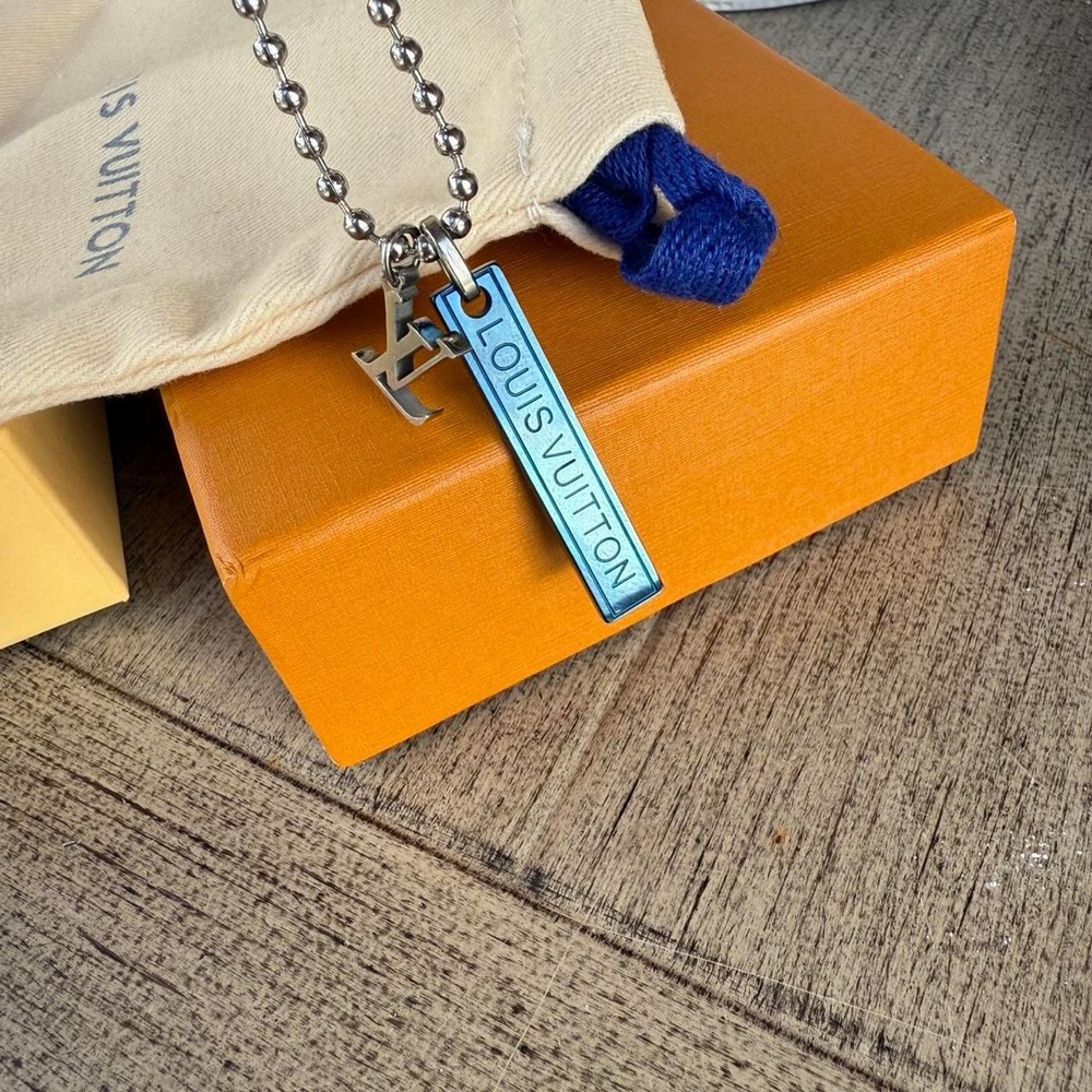 Louis Vuitton Galaxy Satellite Chain Silver Logo LV