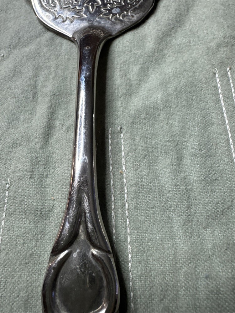 GO125 By Godinger Silver Plated Solid Pastry Server 11.25”