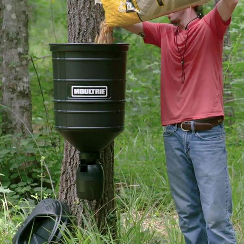 Moultrie Hanging Deer Feeder | Easy Set Timer