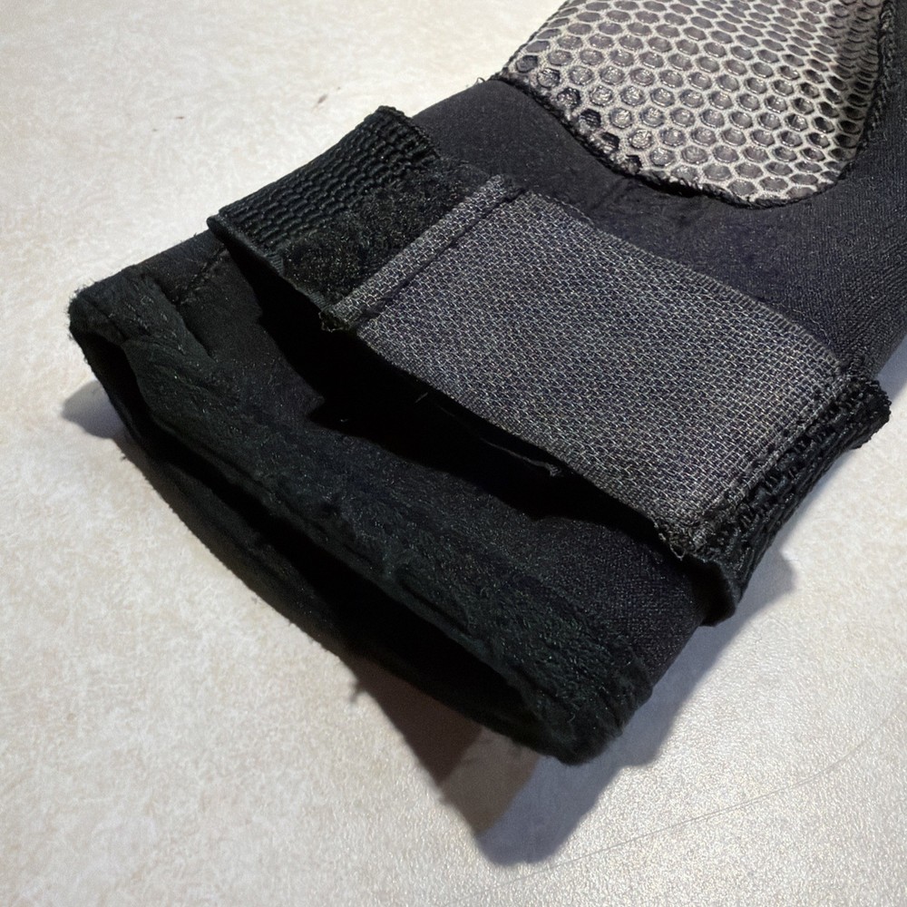 IHK Black Dive Gloves Size Large