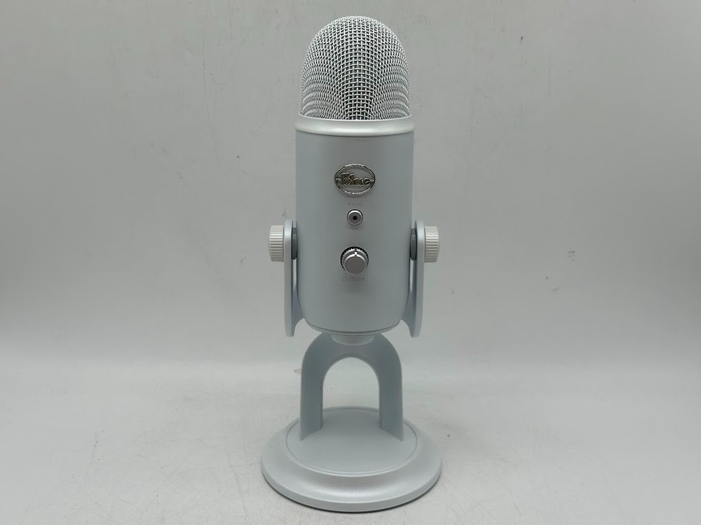 Logitech Creators Blue Yeti USB Microphone
