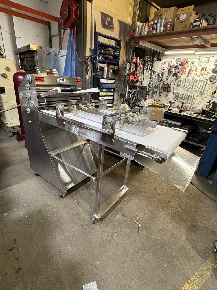 Beautiful ACME 88-4 Dough Sheeter Moulder Roller!