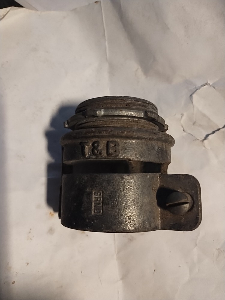 1 1/2 Electric Squeeze Connector T&B