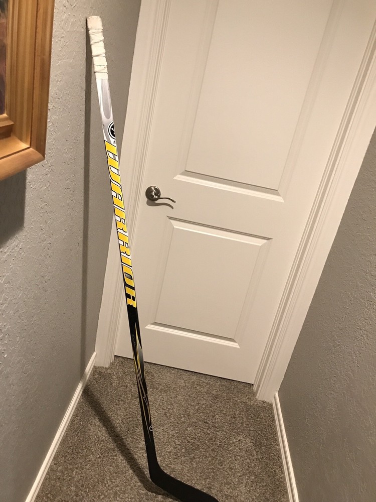 warrior hockey stick