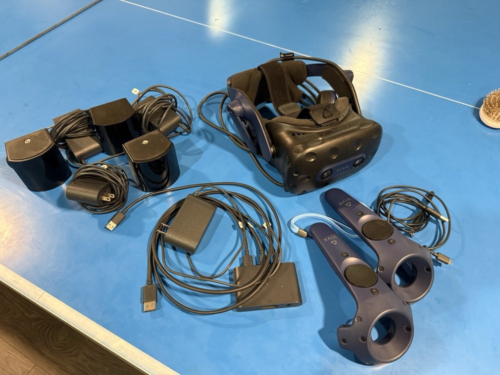 HTC Vive Pro VR Headset System with Controllers, Base Stations and box