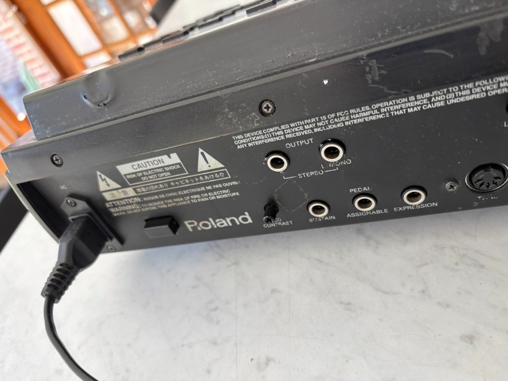 Roland RA800 Synthesizer