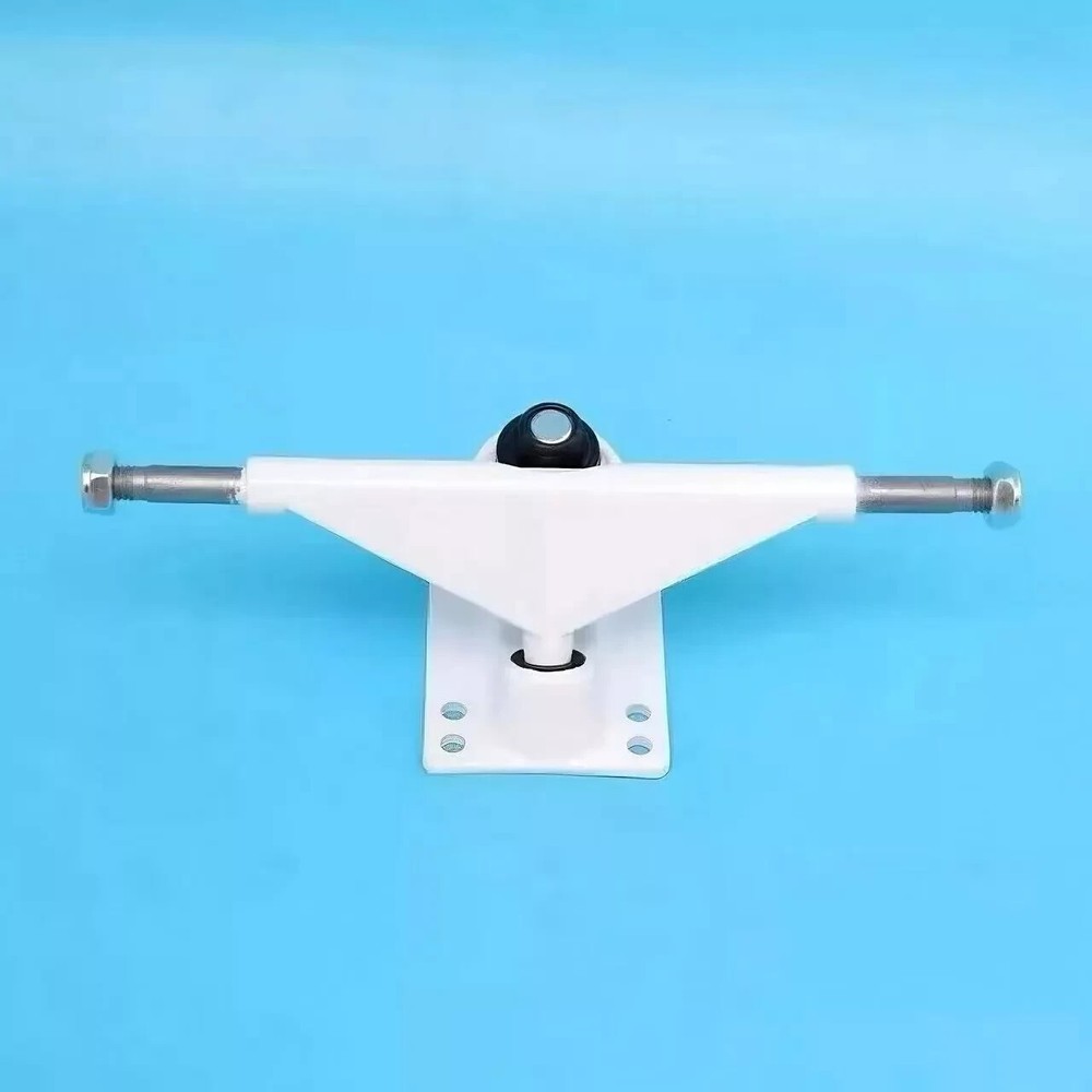 1 Pieces Skateboard Trucks White Set