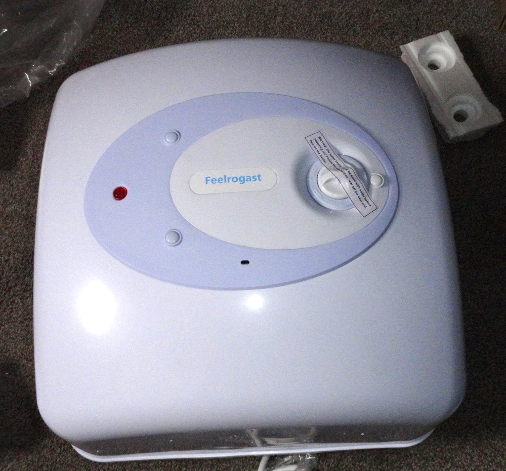 Feelrogast Electric Tank Water Heater 8 Gallon 120V 1500W RV, Kitchen **NEW