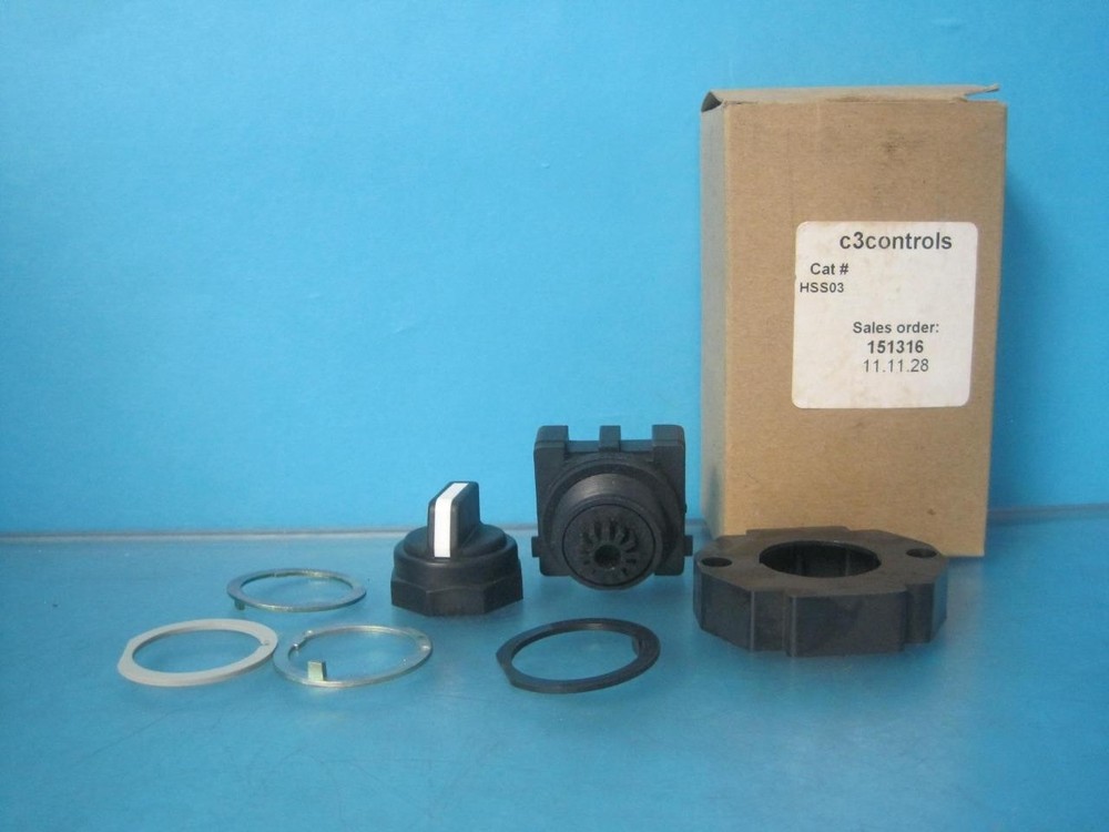 HSS03-SHWE-CBFSR SELECTOR SWITCH New in Box