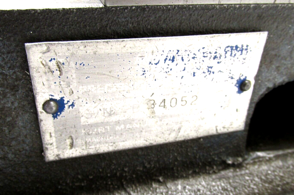 KURT ANGLOCK 6" MILLING MACHINE VISE - #D60