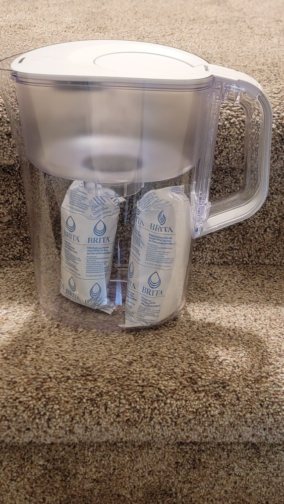 BRITA 1922924 Champlain 10-Cup Water Filter Pitcher + 2 Filters Open Box