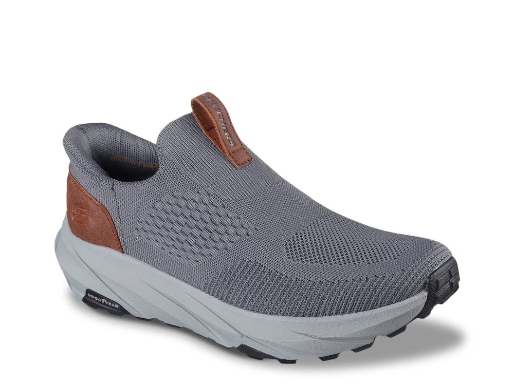 Man's Athleisure Skechers Slip