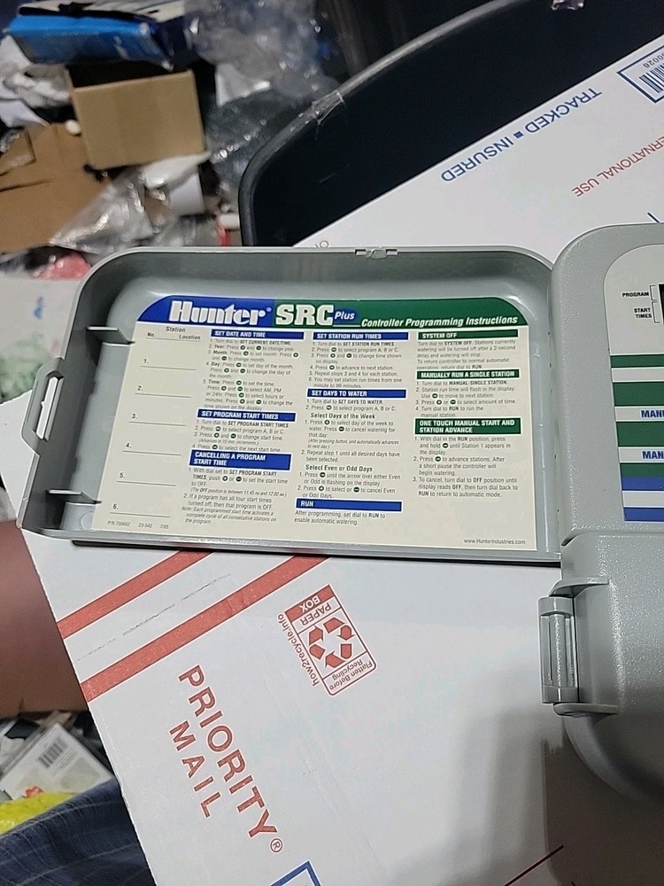 Hunter Sprinkler SRC Plus Controller Irrigation 6-Zone Unit SRC-600i