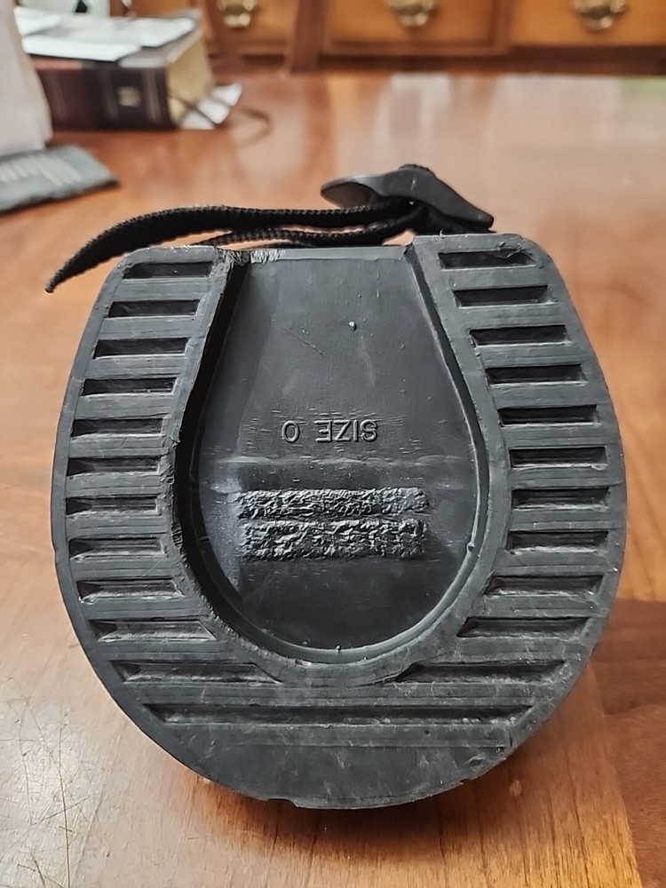 Davis Barrier Boot size 0