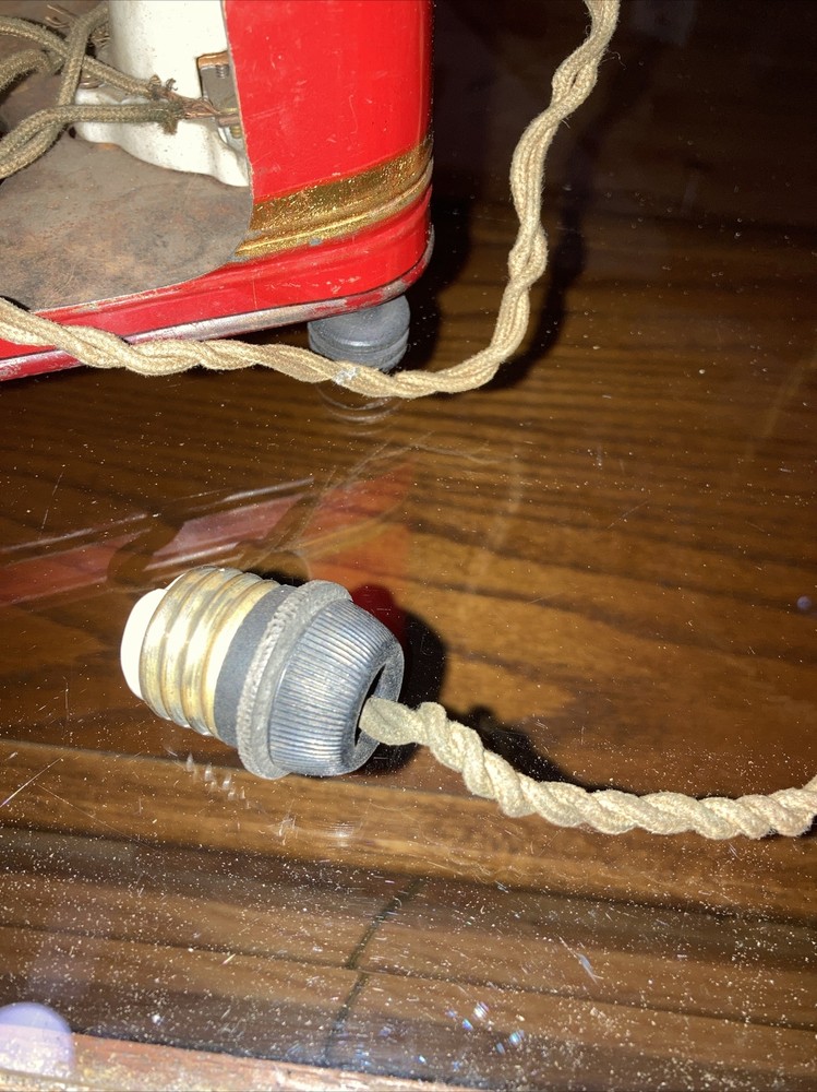 H.C. White Co. RADIO JUNIOR Post Card Projector