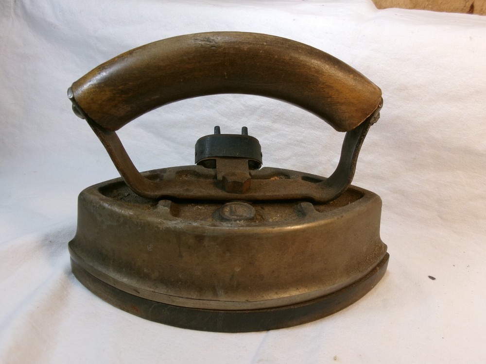 Antique Sad Iron Flat Iron Doorstop Decor