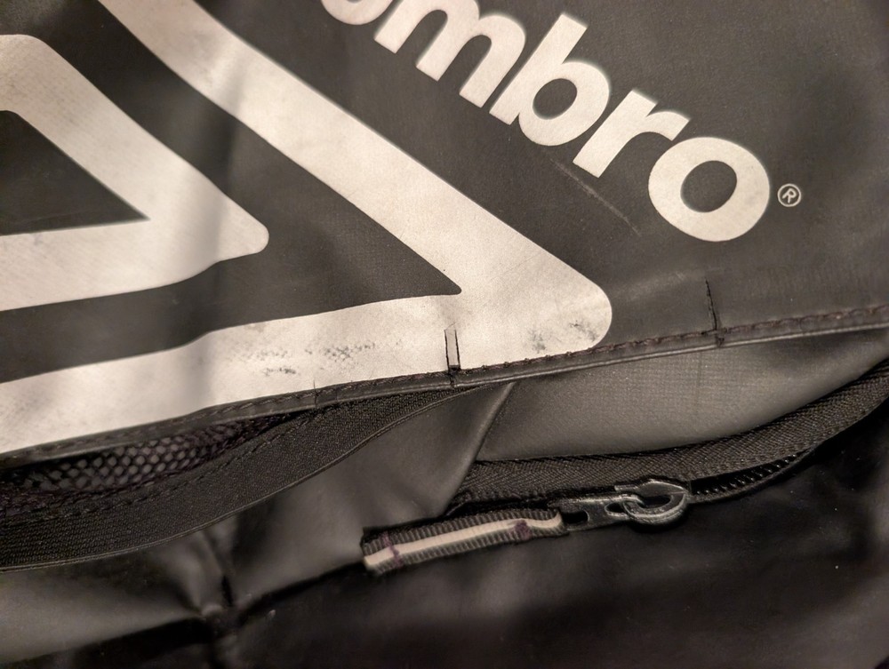 Umbro Black Soccer Backpack Ball Sling All Zippers Function.