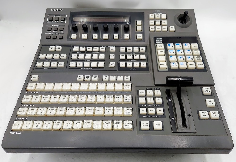 Sony BKDS-2010 + DVS-2000C Digital Video Switcher SET