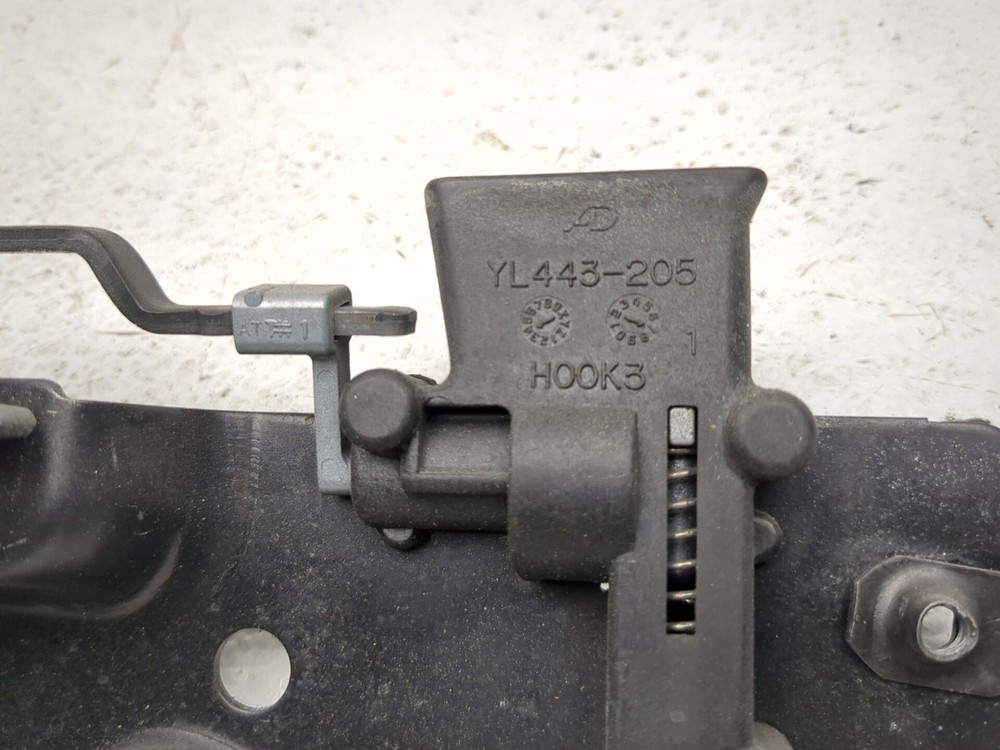 08-17 Victory Vision Deluxe Ignition Lock Set With Key