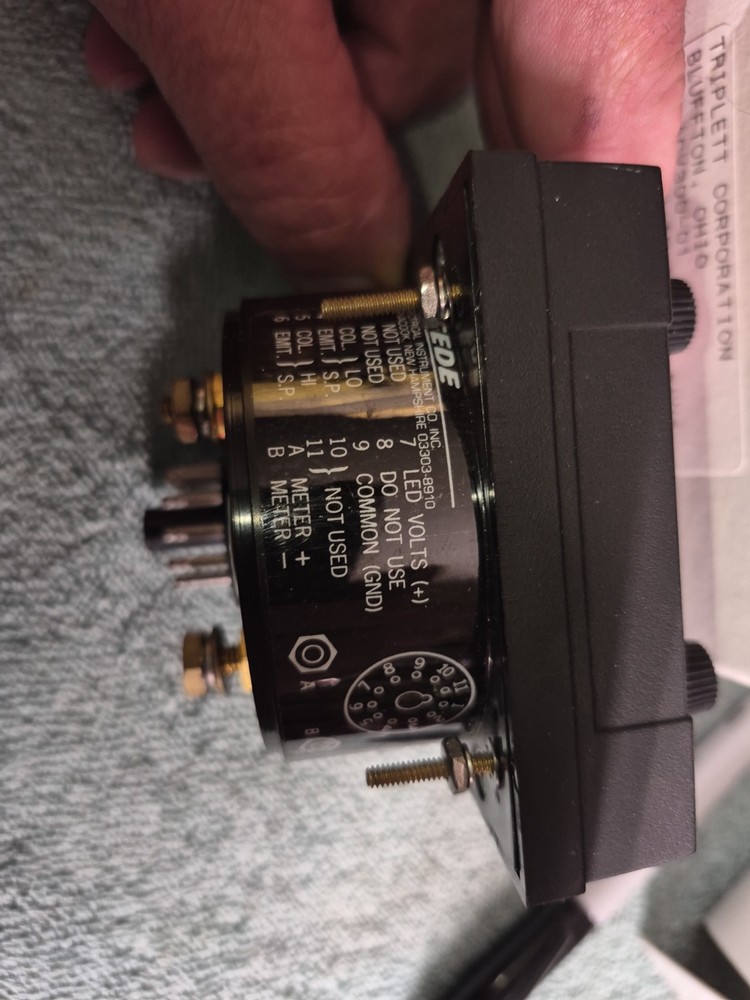 Beede Digital AC Volt Meter No Socket