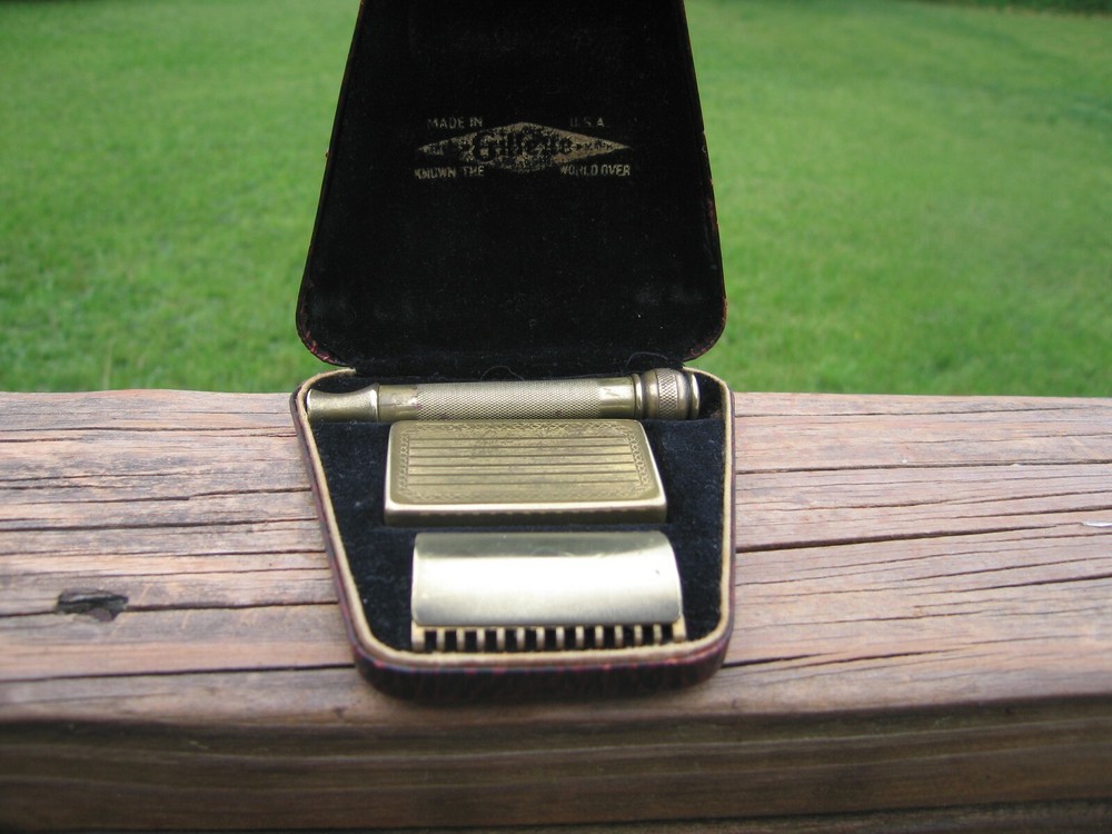 Gillette 1920's Old Type Gold Tone Unusual Presentation w/Original Case
