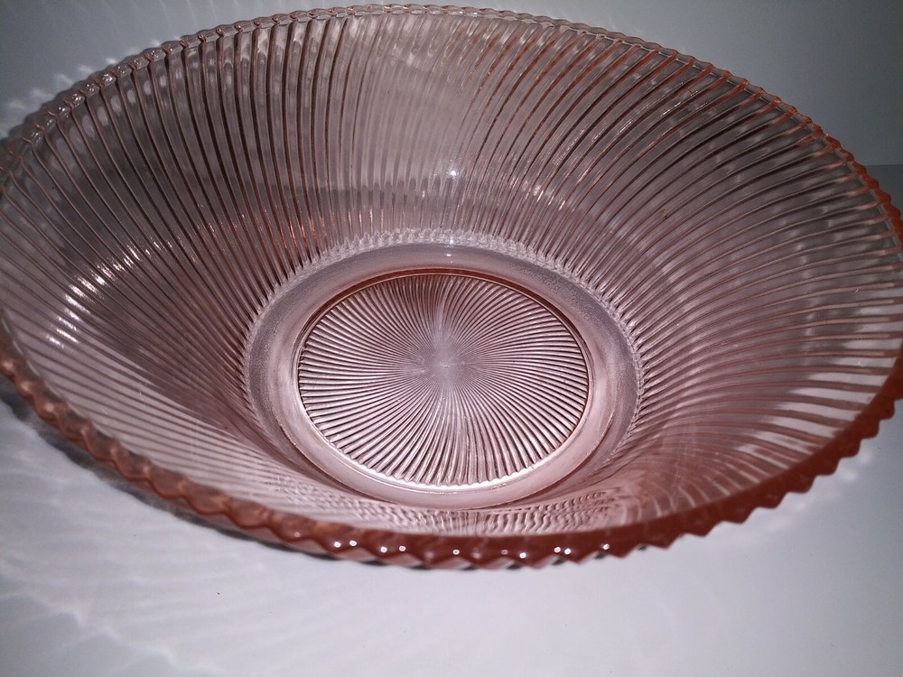 Pink Ribbed Swirled Bowl