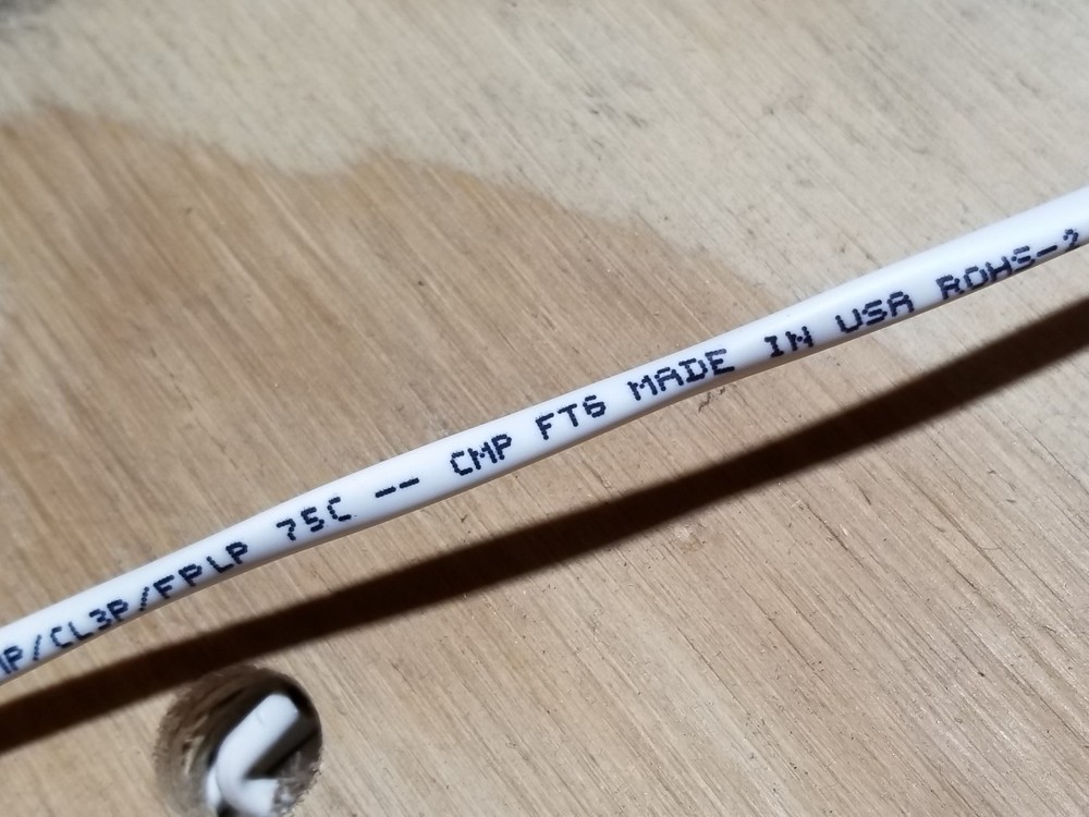 Southwire/Tappan G40006 18/2C Solid Shielded Plenum Alarm Cable CMP White /100ft