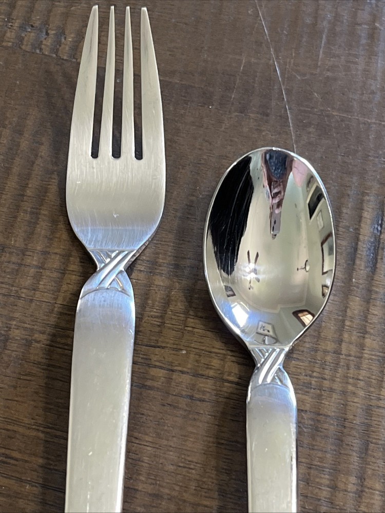 Set Of 2 Oneida Stainless SIMPLICITY Dinner Fork & Teaspoon flatware