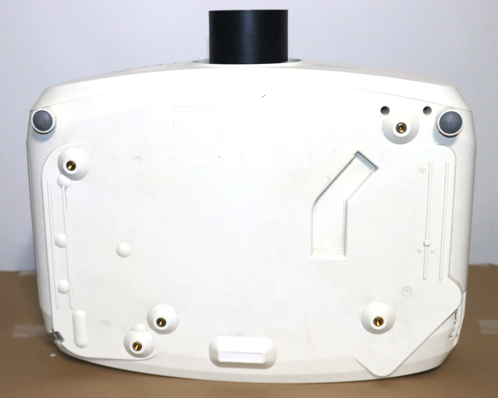 Panasonic PT-EW640 Projector . New Original Epson Lamp Installed. ( BUNDLE )