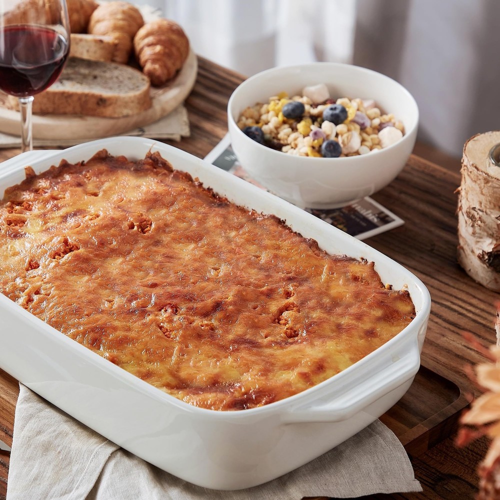 Large Ceramic Casserole Dish with Lid, 4.0 Quart Covered Rectangular Stonewar...