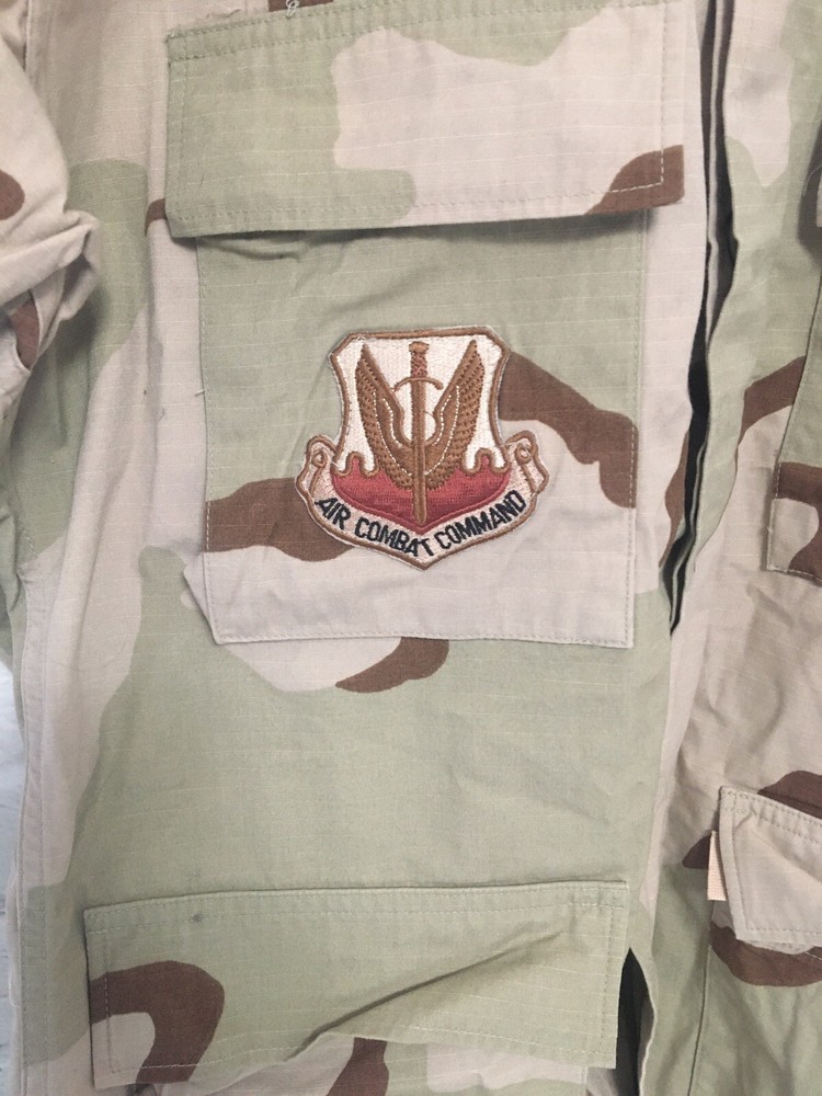 US AIR FORCE JACKET W GREEN LINER AIR COMBAT COMMAND SIZE M Camouflage