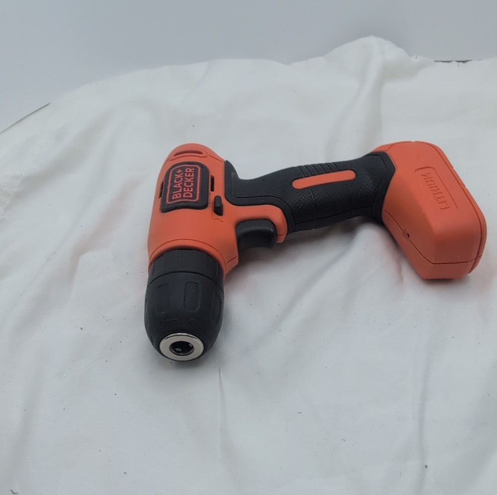 BLACK+DECKER BDCD8 8V Max Cordless Lithium Drill