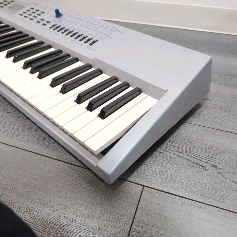 Yamaha CS2x CONTROL SYNTHESIZER synth Working [Very good]