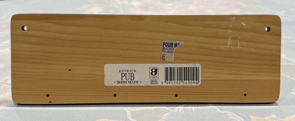 Irish Pub motif key rack
