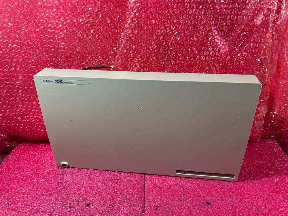 HP Agilent Keysight 16900A Logic Analysis System ''Panel only''